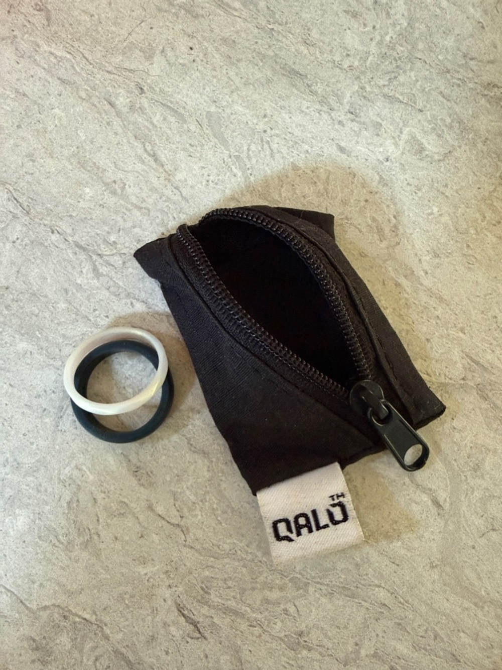 Qalo Rings size 8